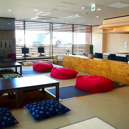 Khaosan Chitose Family Hostel מראה חיצוני תמונה