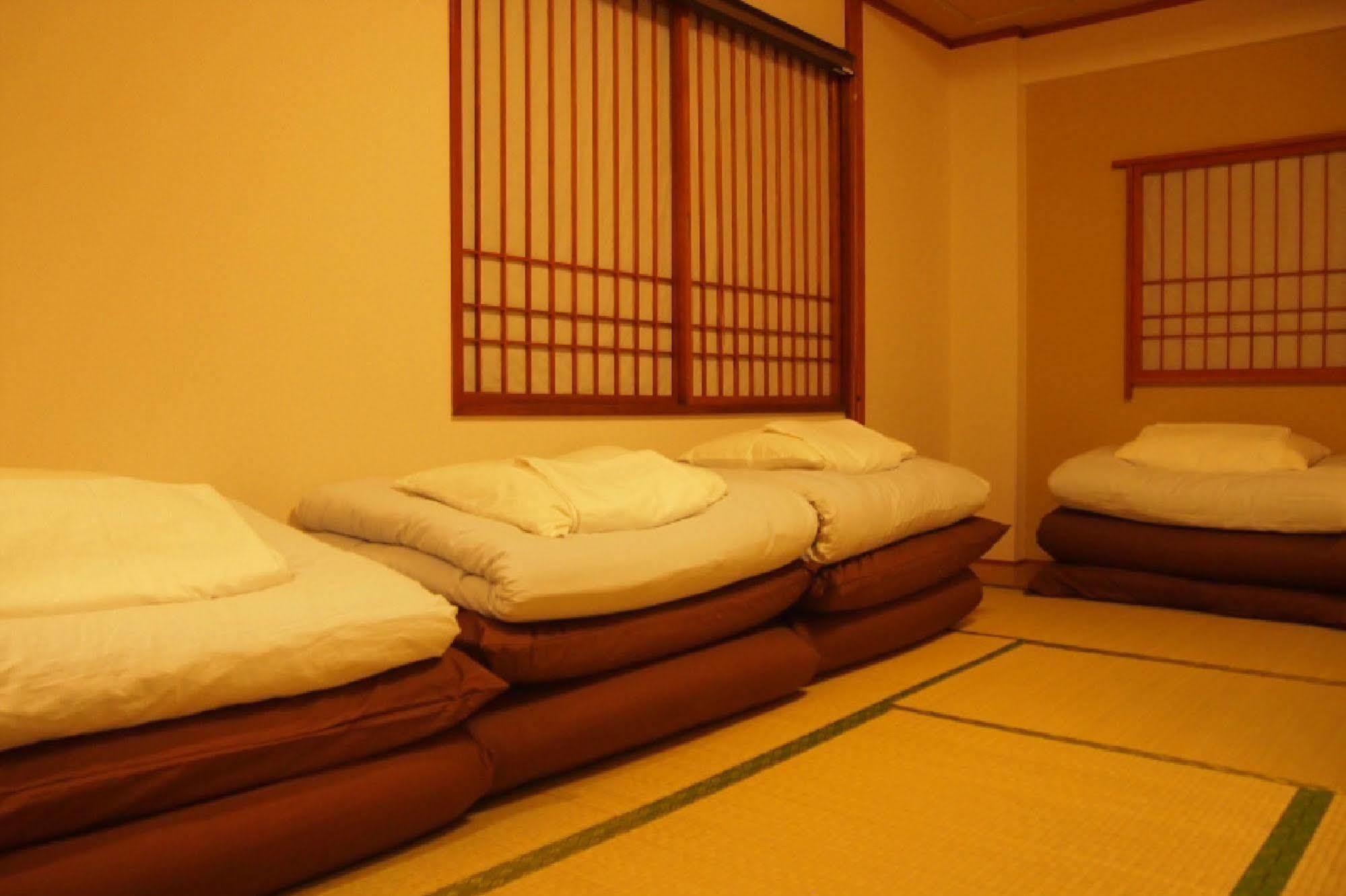 Khaosan Chitose Family Hostel מראה חיצוני תמונה